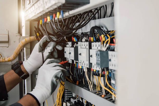 Best Electrical Outlet Repair  in Carlton, OR